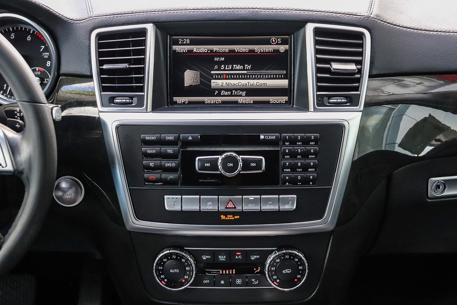 Used 2016 Mercedes-Benz GL 450 4MATIC image 15