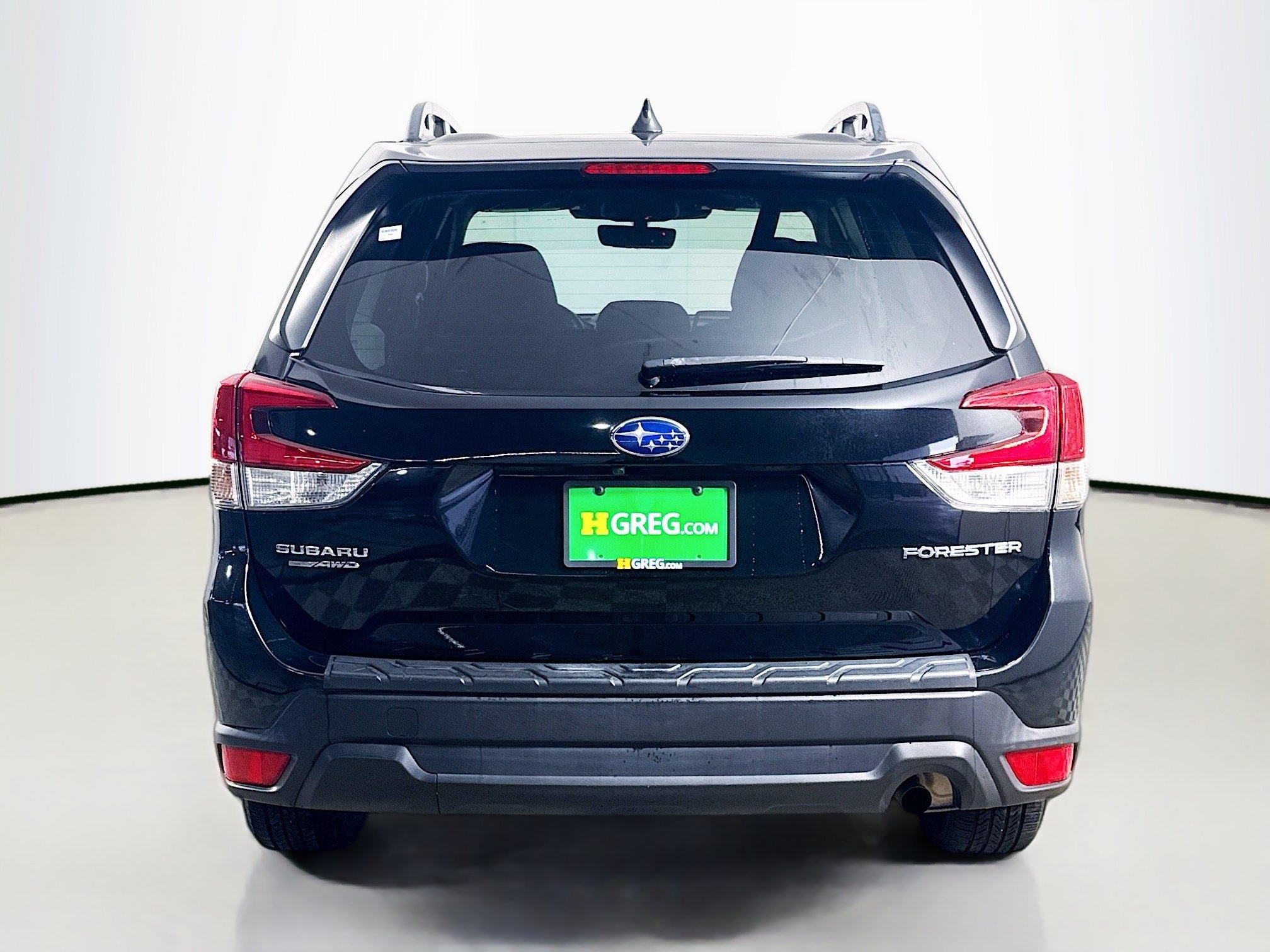 Used 2022 Subaru Forester Premium AWD/4WD image 8