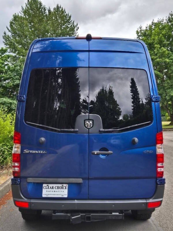 Used 2008 Dodge Sprinter 2500 w/ Accessory Group RWD image 1