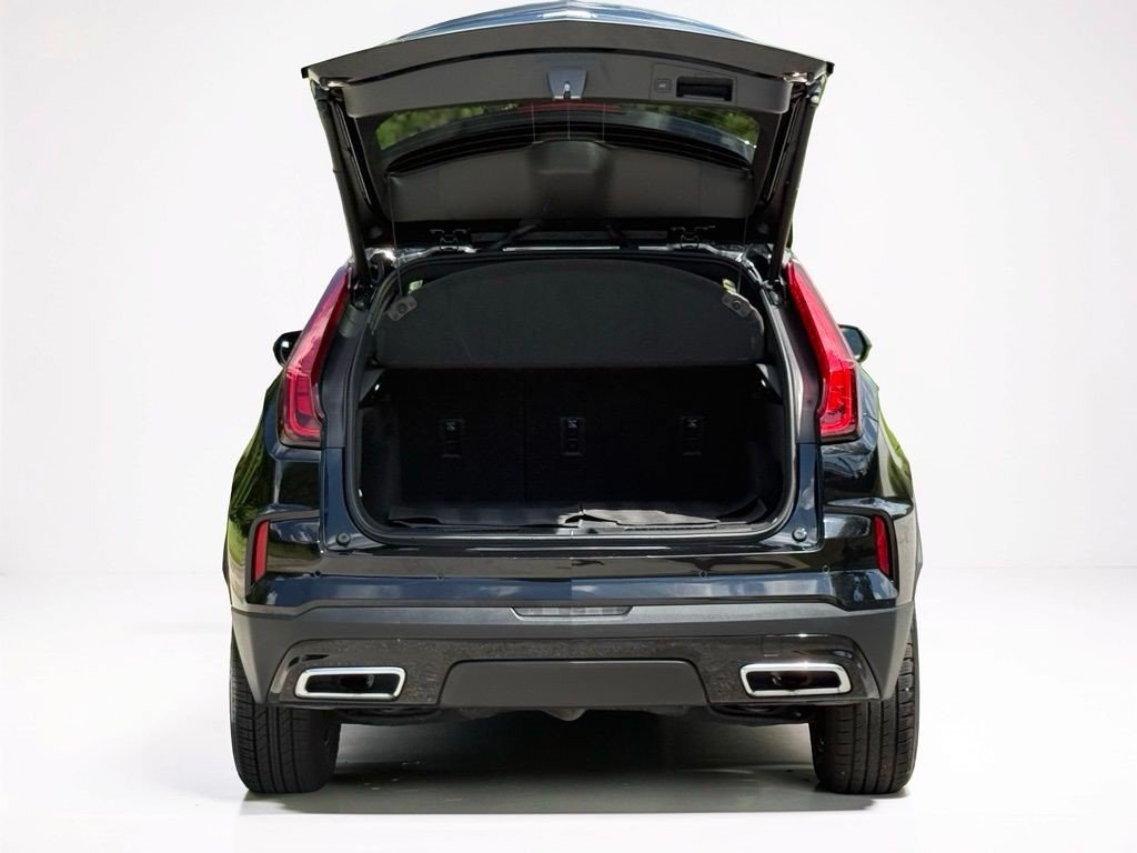 Certified 2025 Cadillac XT4 Premium Luxury FWD image 13