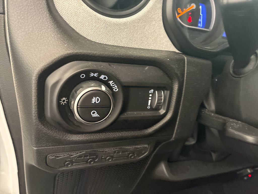 Used 2025 Jeep Gladiator Sport AWD/4WD image 25
