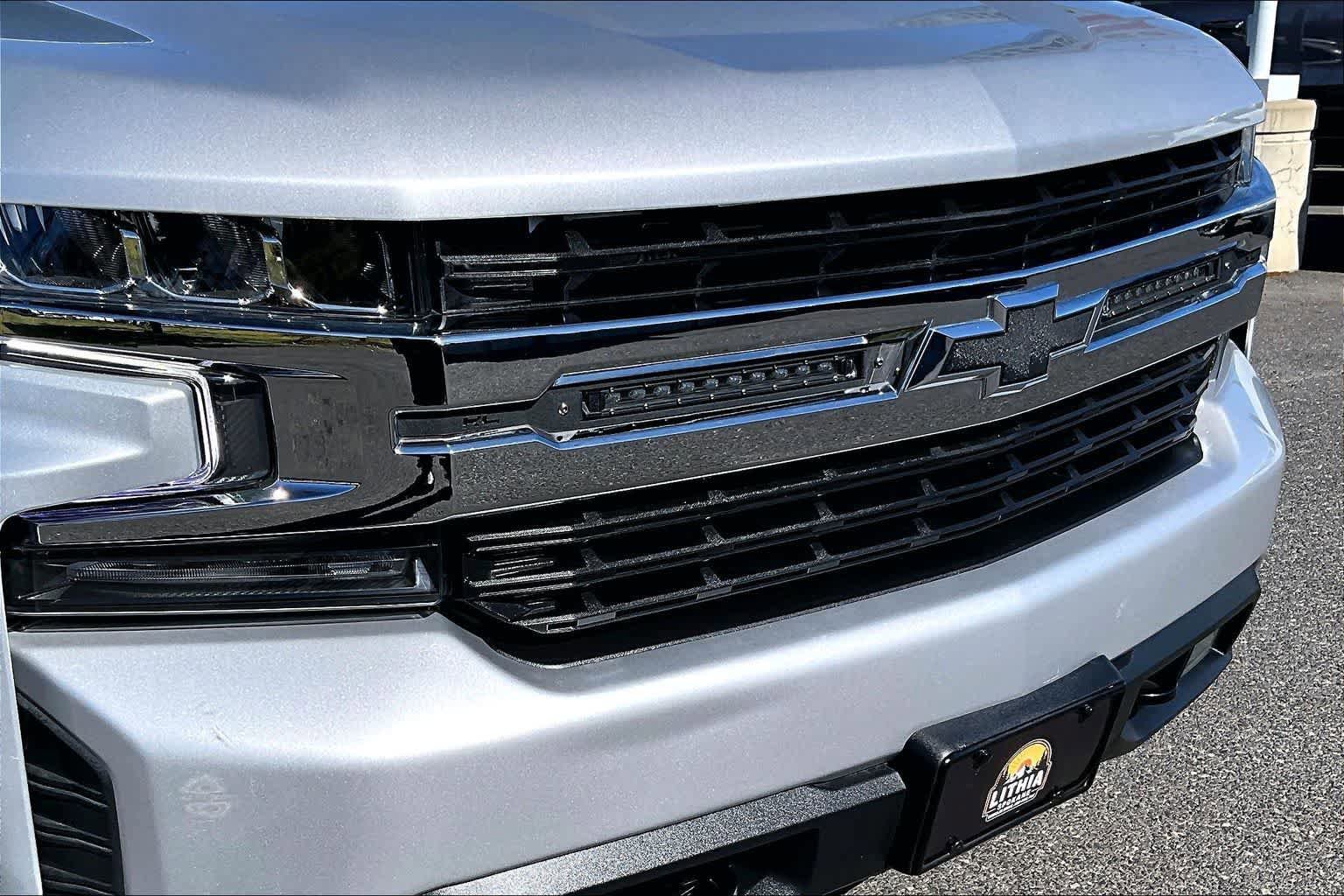 Used 2021 Chevrolet Silverado 1500 Custom w/ LPO, Dark Essentials Package AWD/4WD image 33