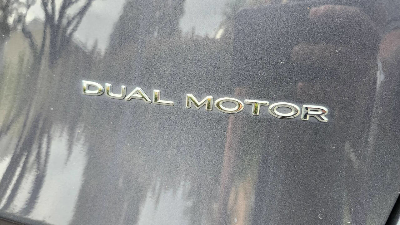 Used 2022 Tesla Model Y Long Range image 23