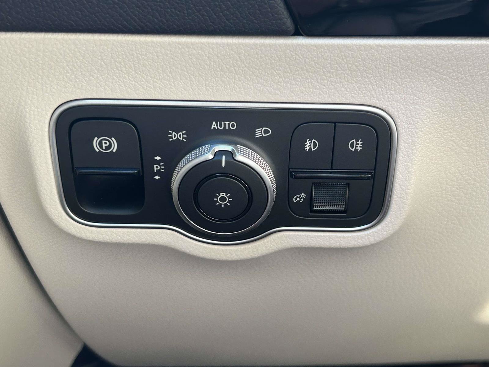 New 2026 Mercedes-Benz GLA 250 4MATIC image 20