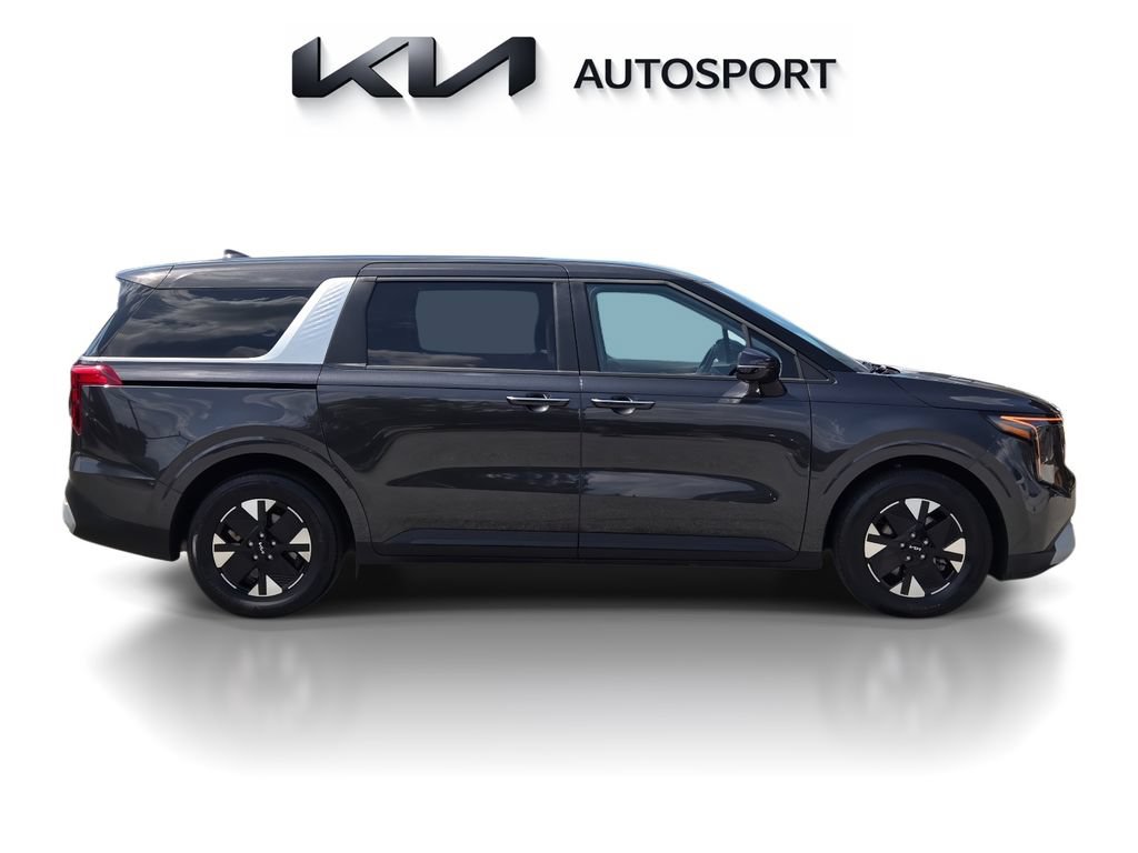 Certified 2026 Kia Carnival LXS FWD image 7