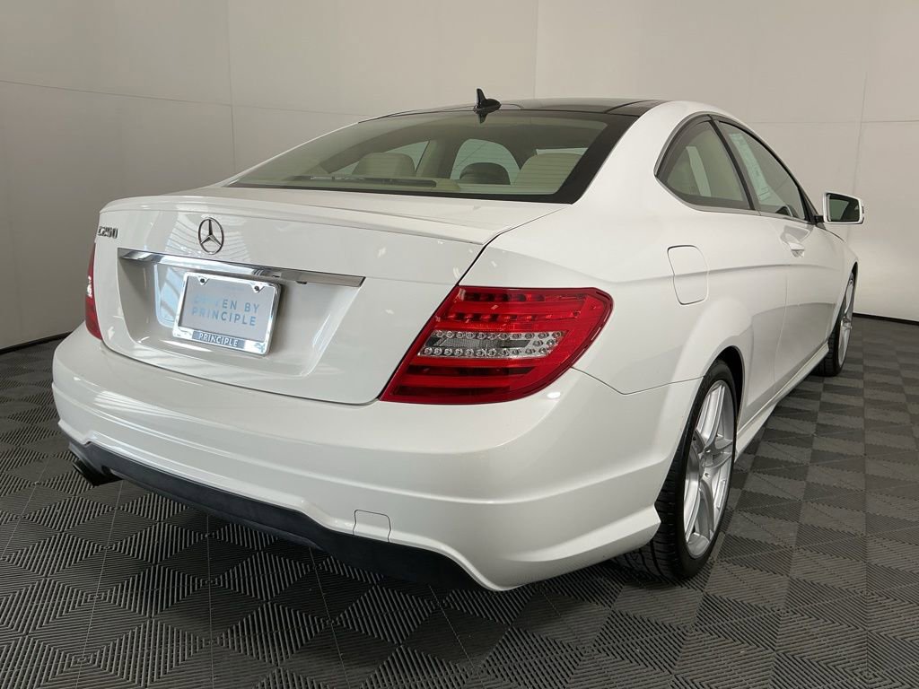Used 2015 Mercedes-Benz C 250 Coupe image 5