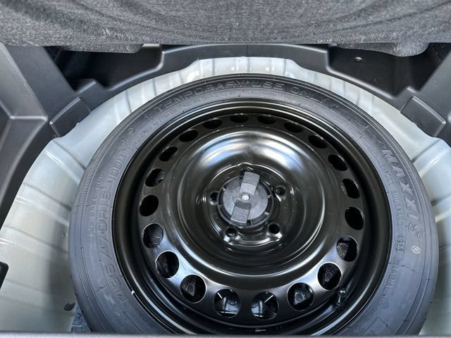 Used 2024 GMC Terrain SLT w/ LPO, Floor Liner Package AWD/4WD image 29