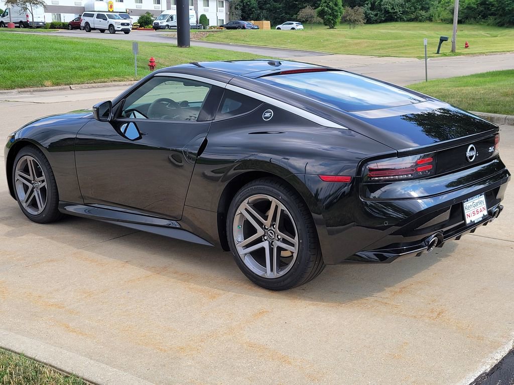 New 2025 Nissan Z Sport w/ Floor Mat Package image 4