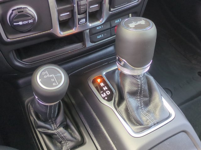 New 2026 Jeep Wrangler Unlimited Sahara AWD/4WD image 38