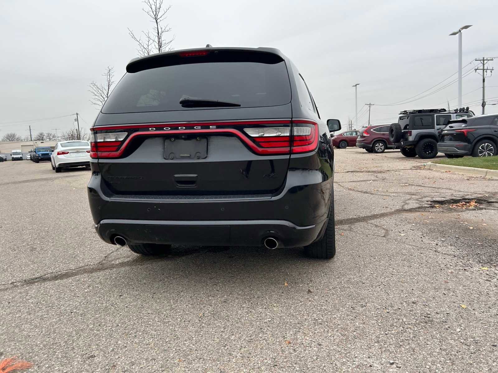 Used 2016 Dodge Durango R/T w/ Blacktop Package image 27