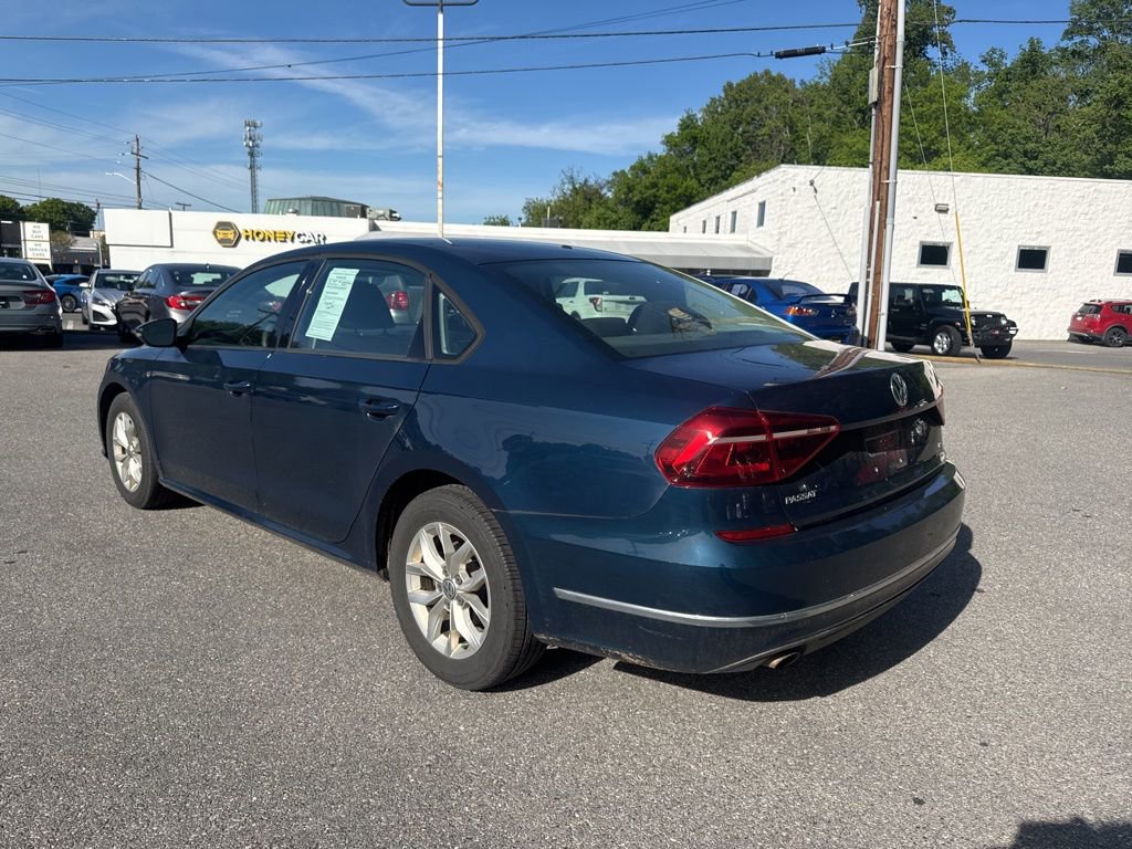 Used 2018 Volkswagen Passat 2.0T S FWD image 6