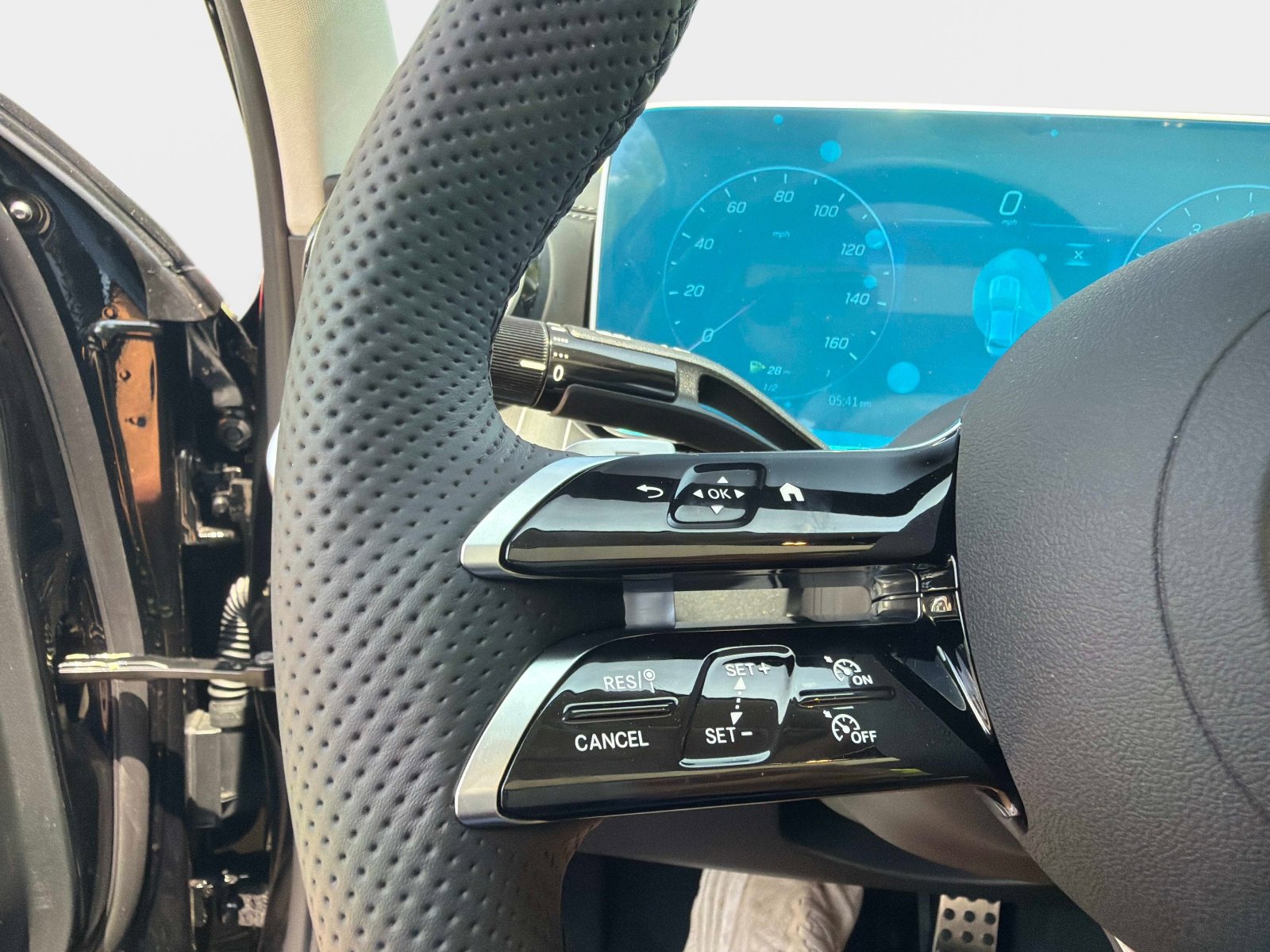 New 2026 Mercedes-Benz C 300 Sedan image 27