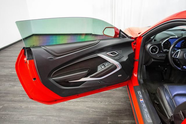 Used 2016 Chevrolet Camaro SS image 16