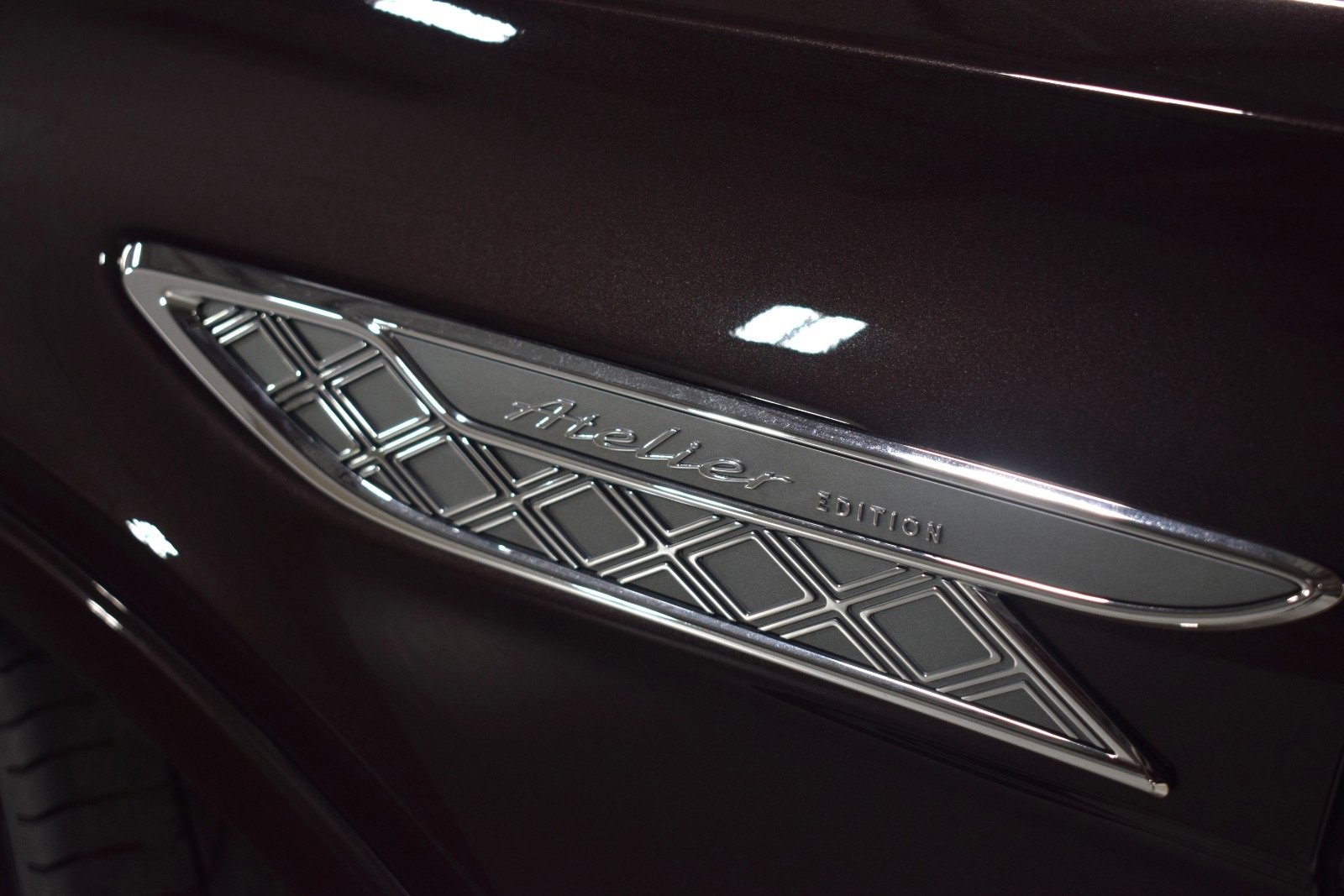 New 2025 Bentley Bentayga image 16