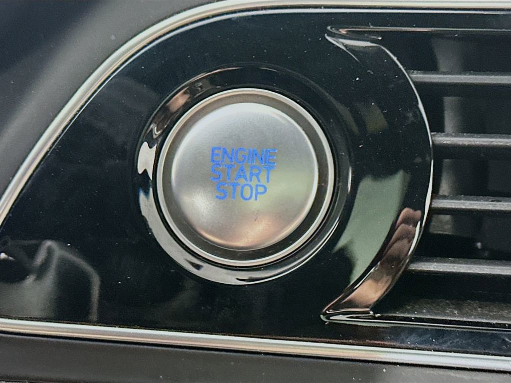 Used 2023 Genesis G70 2.0T w/ Sport Prestige Package image 28