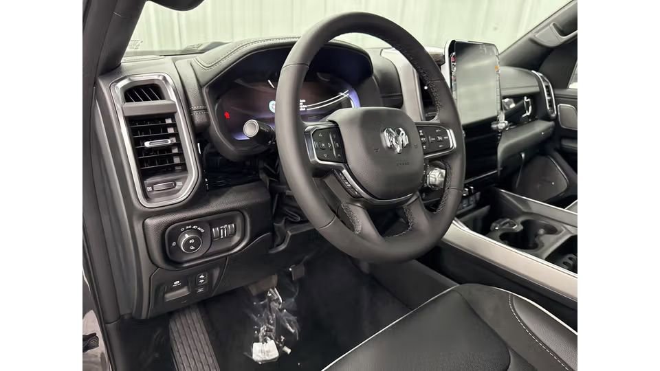 Used 2026 RAM 1500 Laramie w/ Night Edition image 21