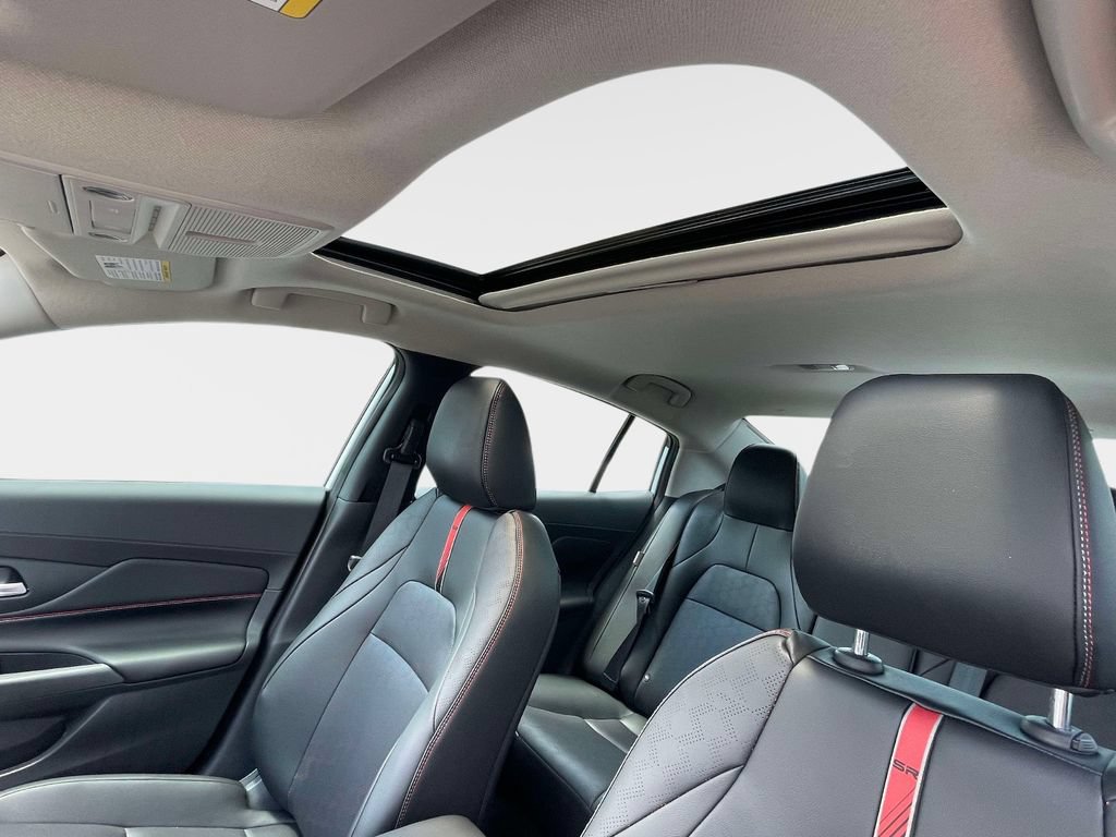 New 2026 Nissan Sentra SR w/ SR Premium Package FWD image 21