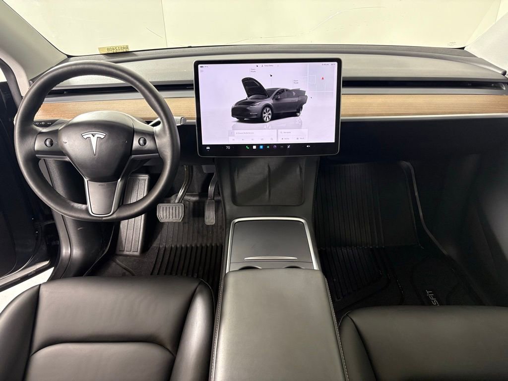 Used 2023 Tesla Model Y Long Range image 32