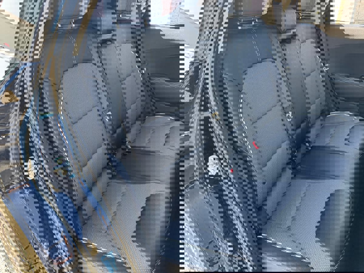 Used 2022 Kia Niro EX image 18