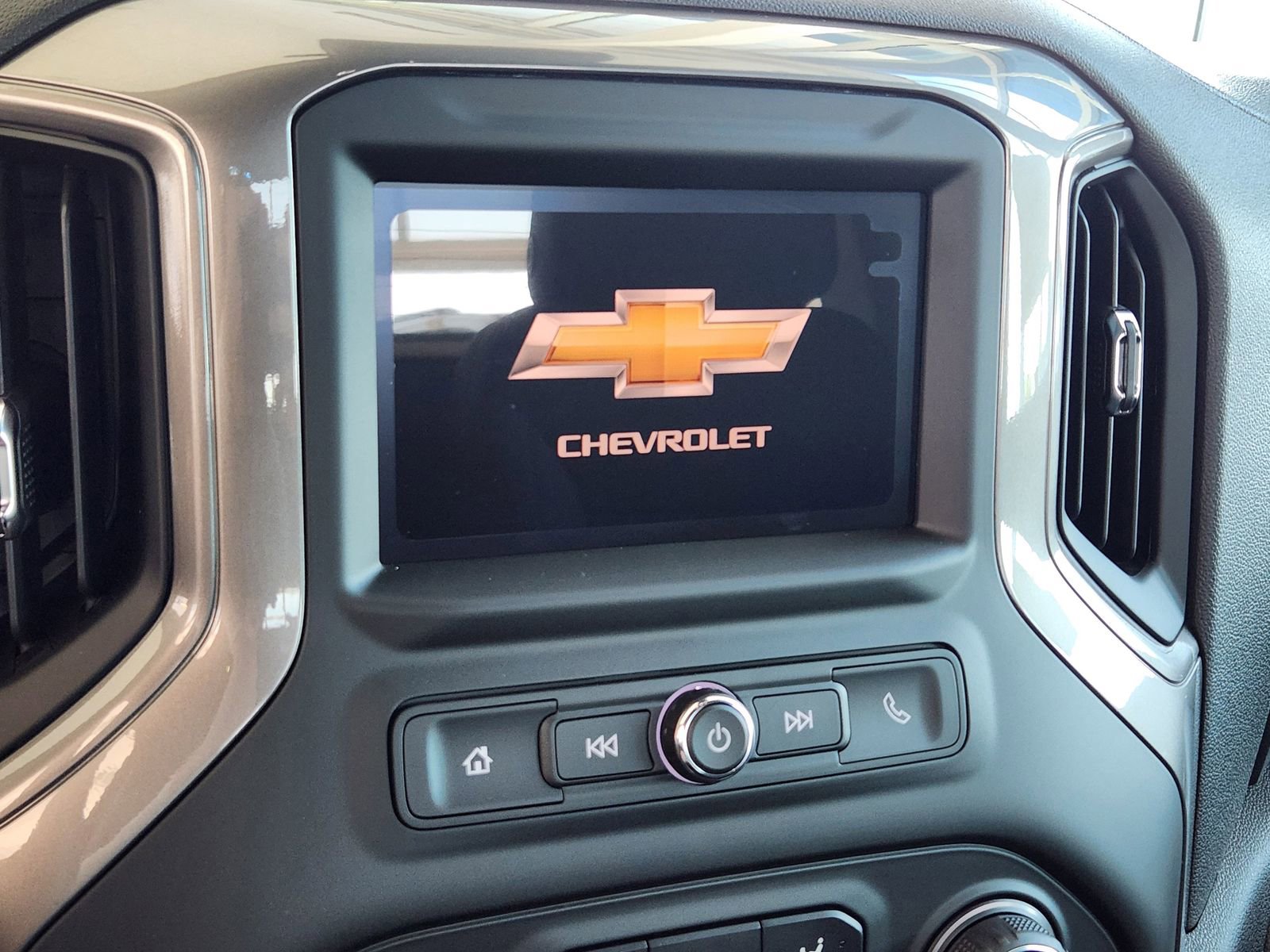 New 2026 Chevrolet Silverado 1500 W/T w/ WT Value Package image 14