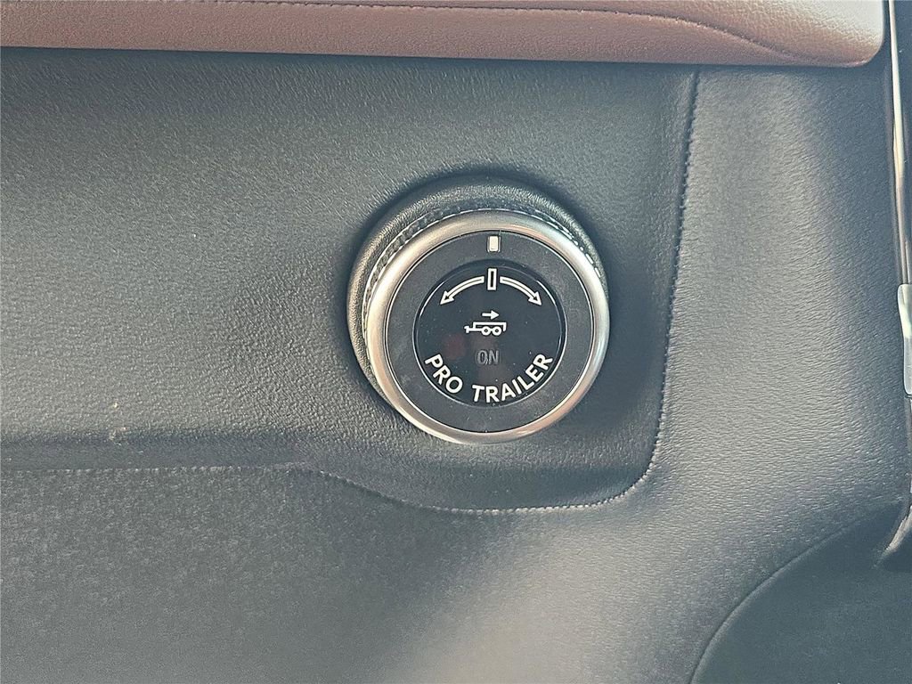New 2026 Lincoln Navigator Reserve AWD/4WD image 22