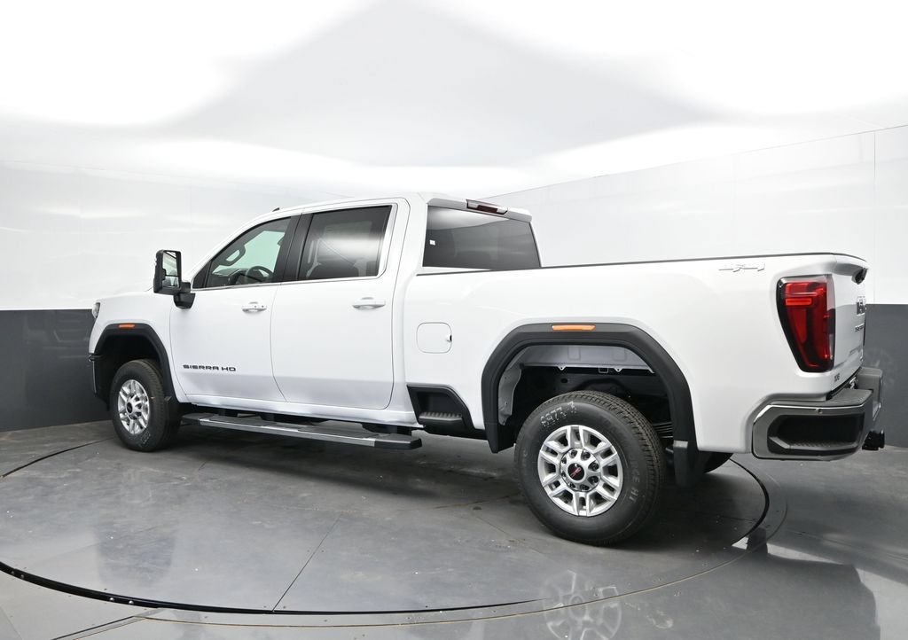New 2026 GMC Sierra 2500 SLE w/ SLE Value Package; AWD/4WD image 5