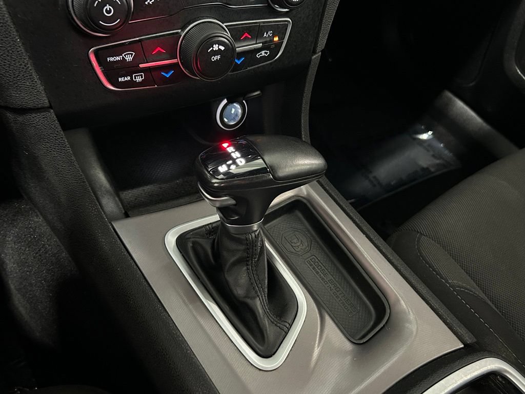 Used 2022 Dodge Charger SXT RWD image 35