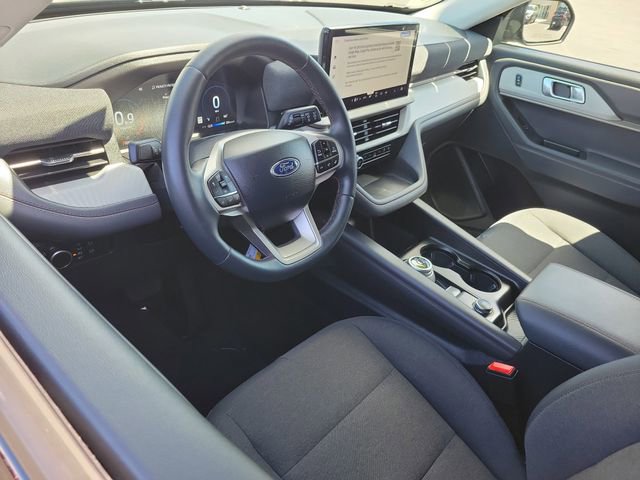Used 2026 Ford Explorer Active image 6