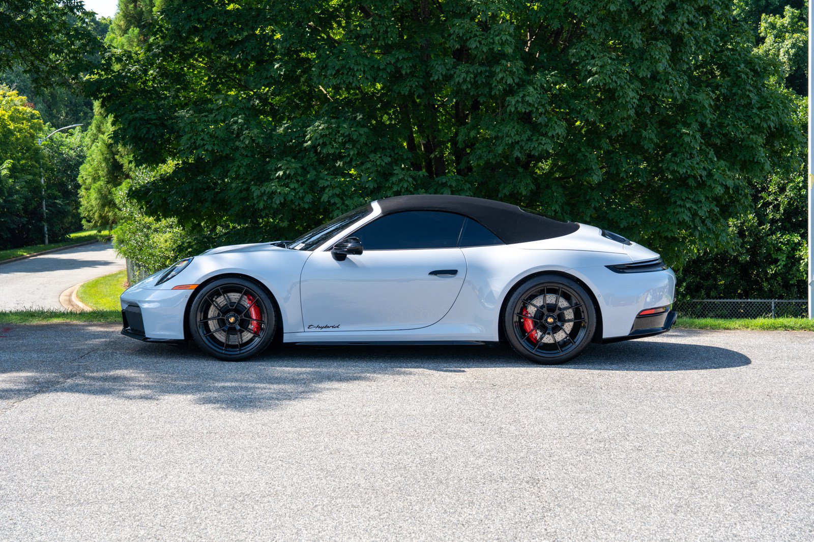 Certified 2025 Porsche 911 Carrera 4 GTS AWD/4WD image 10