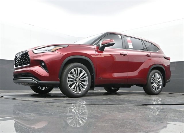 New 2026 Toyota Highlander Platinum image 27