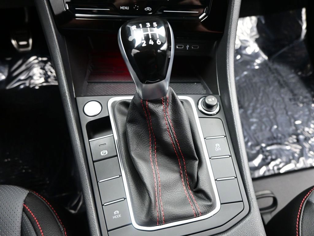 Used 2025 Volkswagen Jetta GLI Autobahn w/ GLI Black Package image 18