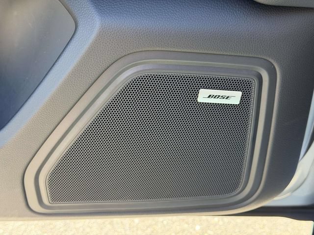 Used 2026 Porsche Macan AWD/4WD image 19