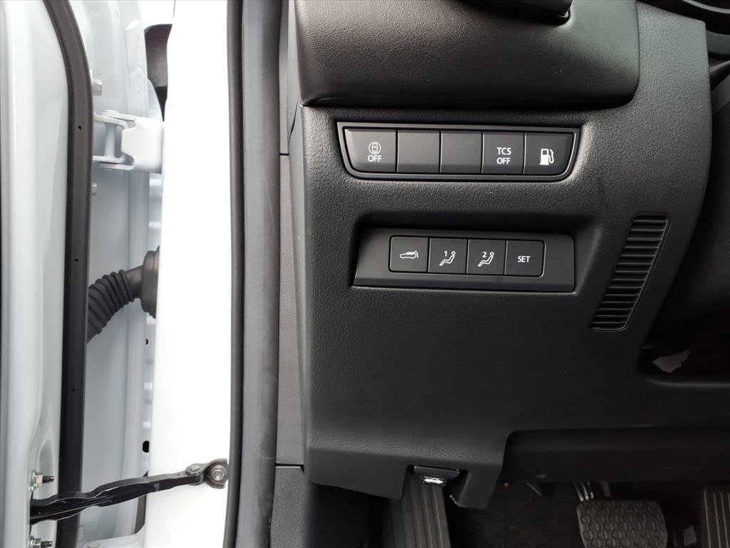 New 2025 MAZDA CX-50 AWD 2.5 Hybrid w/ Weather Package image 15