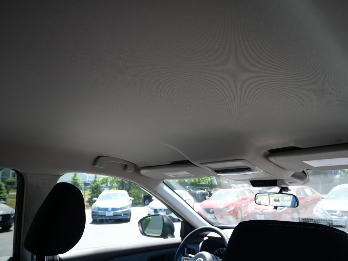 Used 2021 Nissan Rogue S AWD/4WD image 31