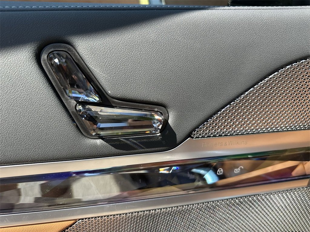 New 2026 BMW 740i xDrive image 13