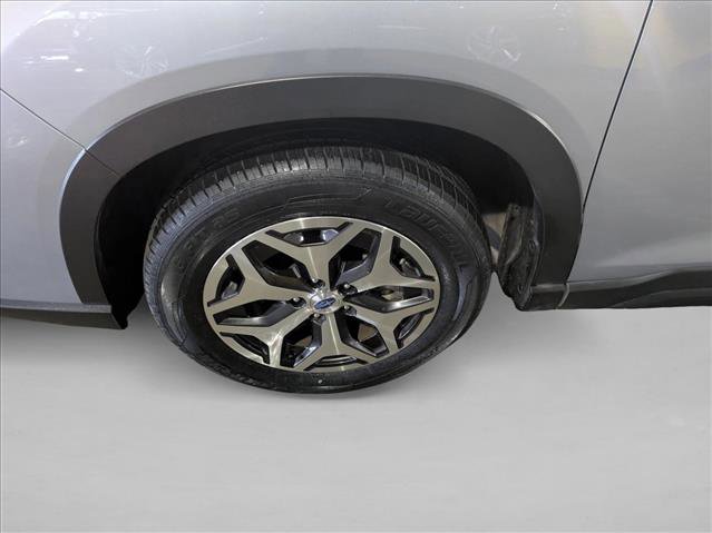 Used 2023 Subaru Forester Premium image 24