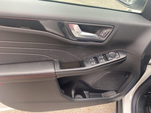 New 2026 Ford Escape ST-Line image 17