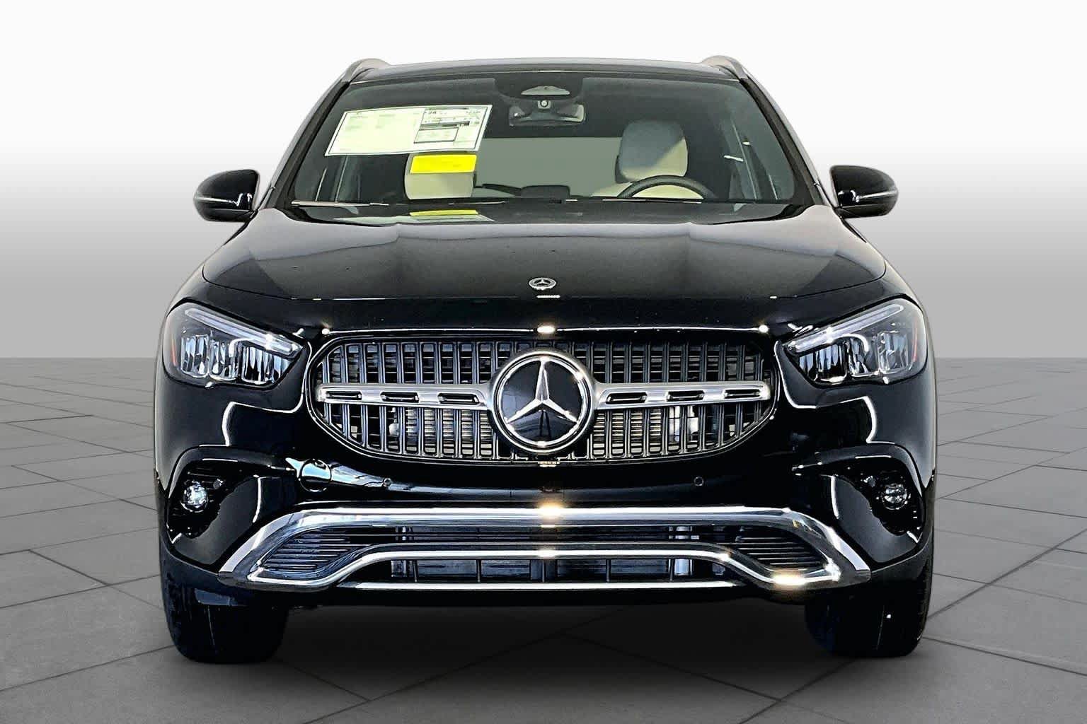 New 2026 Mercedes-Benz GLA 250 4MATIC image 2