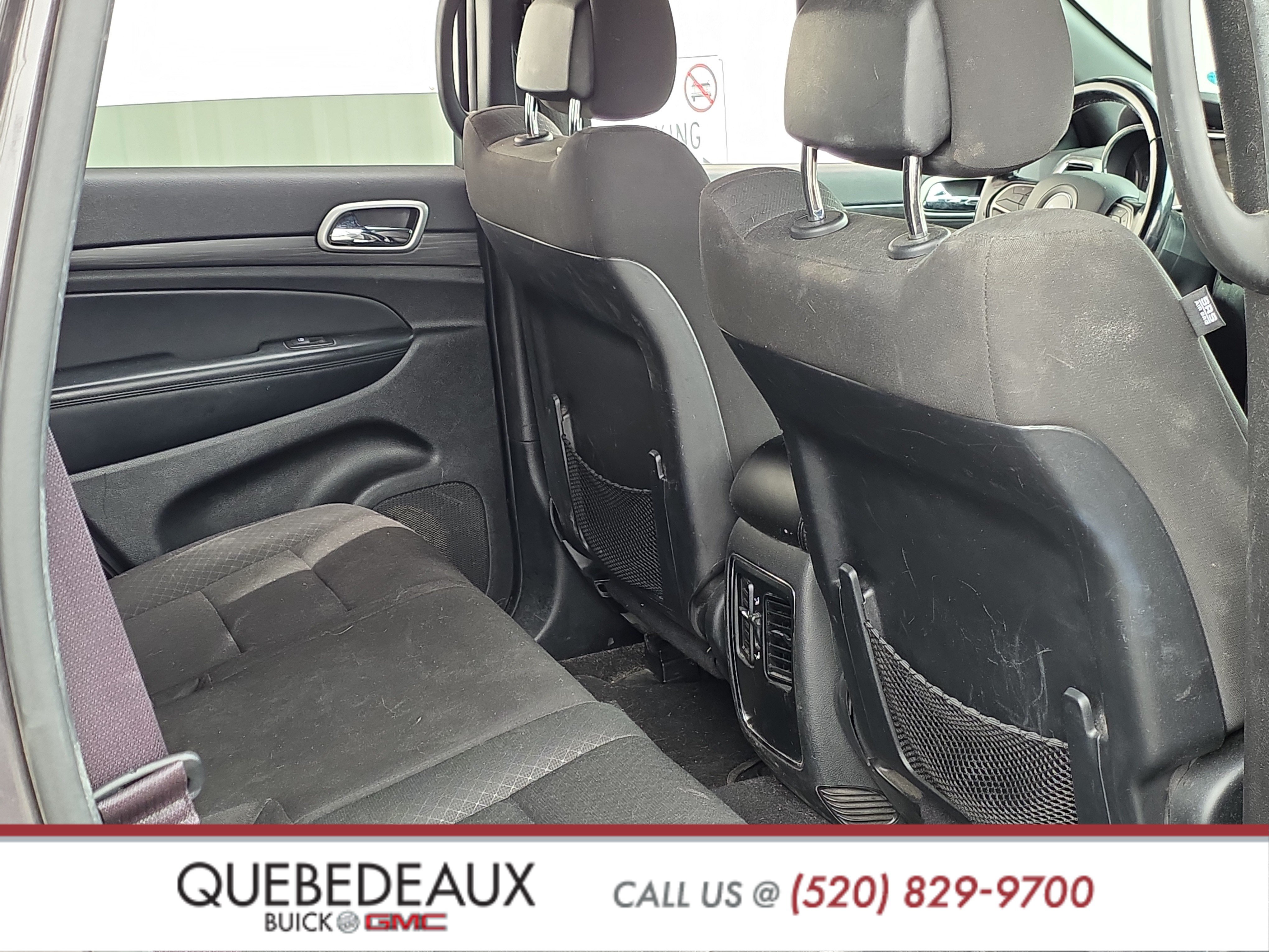 Used 2021 Jeep Grand Cherokee Laredo RWD image 42