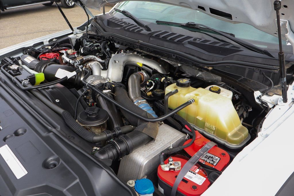 Used 2021 Ford F550 2WD Regular Cab Super Duty image 13