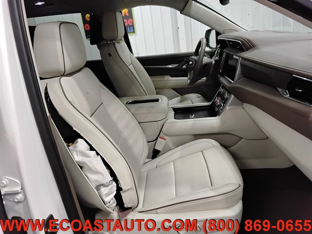 Used 2023 GMC Yukon XL Denali AWD/4WD image 15