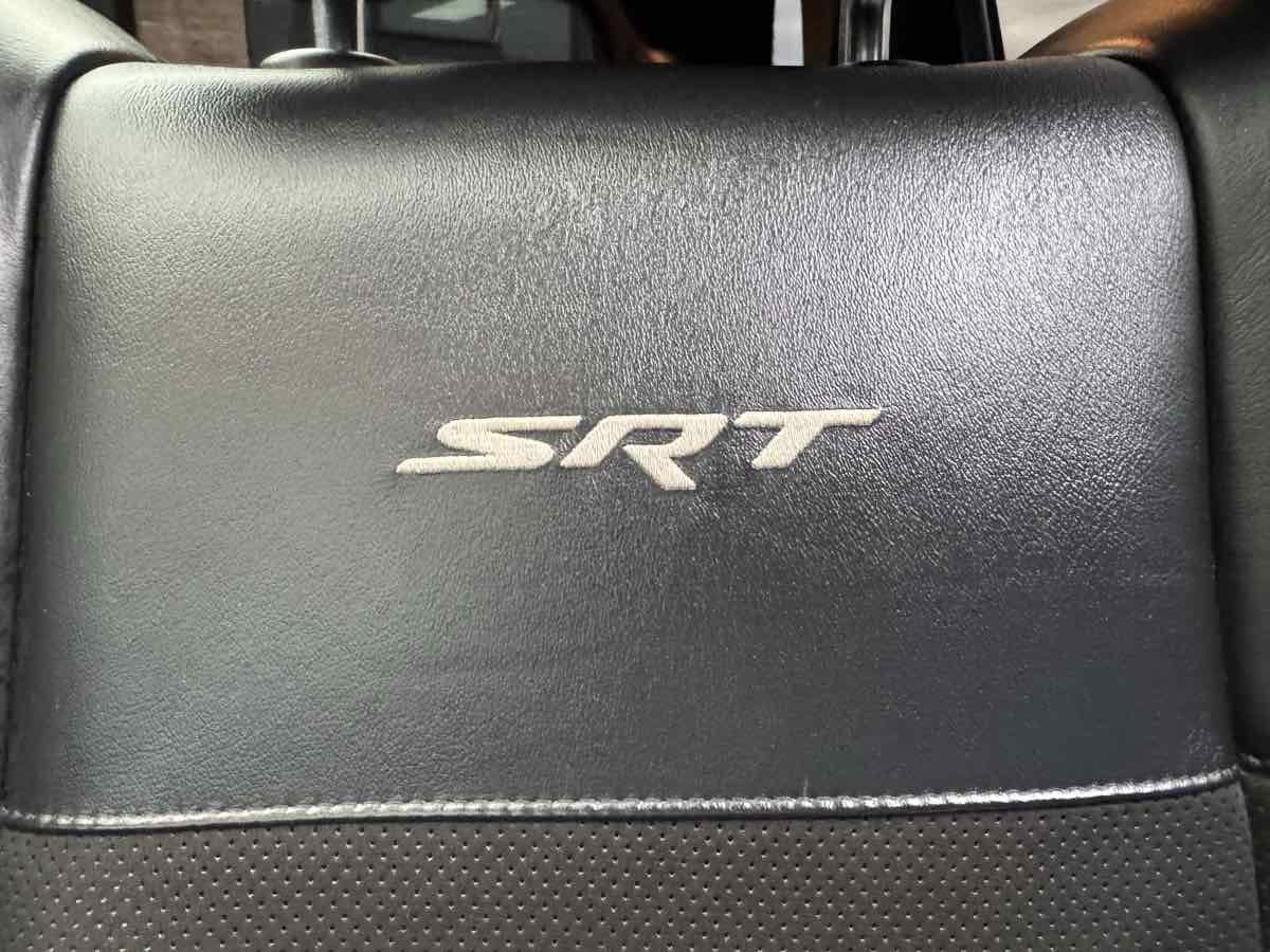 Used 2015 Jeep Grand Cherokee SRT w/ Luxury Group II AWD/4WD image 26