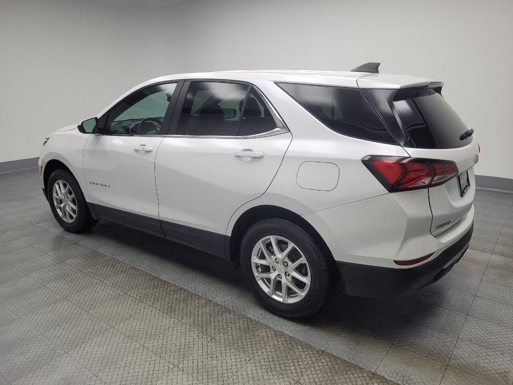 Used 2024 Chevrolet Equinox LT image 3