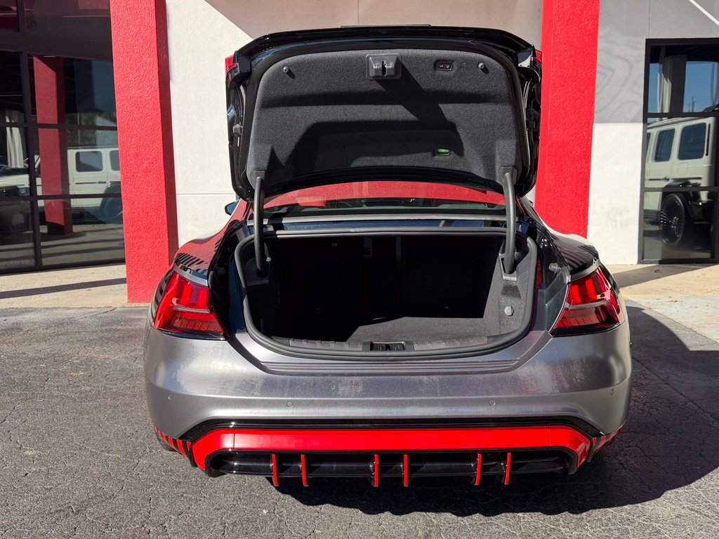 Used 2023 Audi e-tron GT Premium Plus AWD/4WD image 8