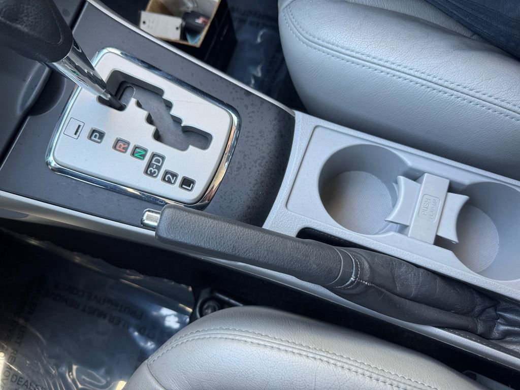 Used 2010 Toyota Corolla LE image 22