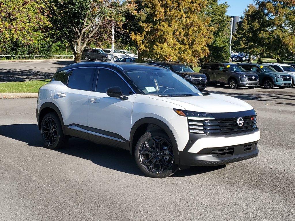 New 2027 Nissan Kicks SR w/ Cold Weather Package FWD image 36