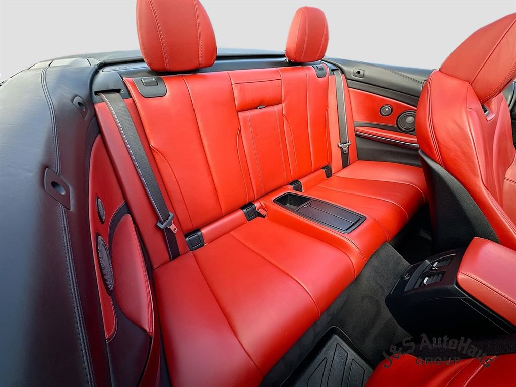 Used 2020 BMW M4 Convertible w/ Competition Package RWD image 33