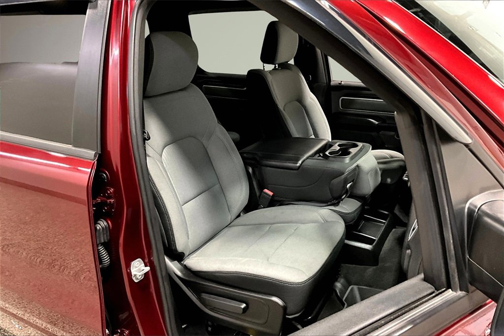 Used 2021 RAM 1500 Big Horn image 29