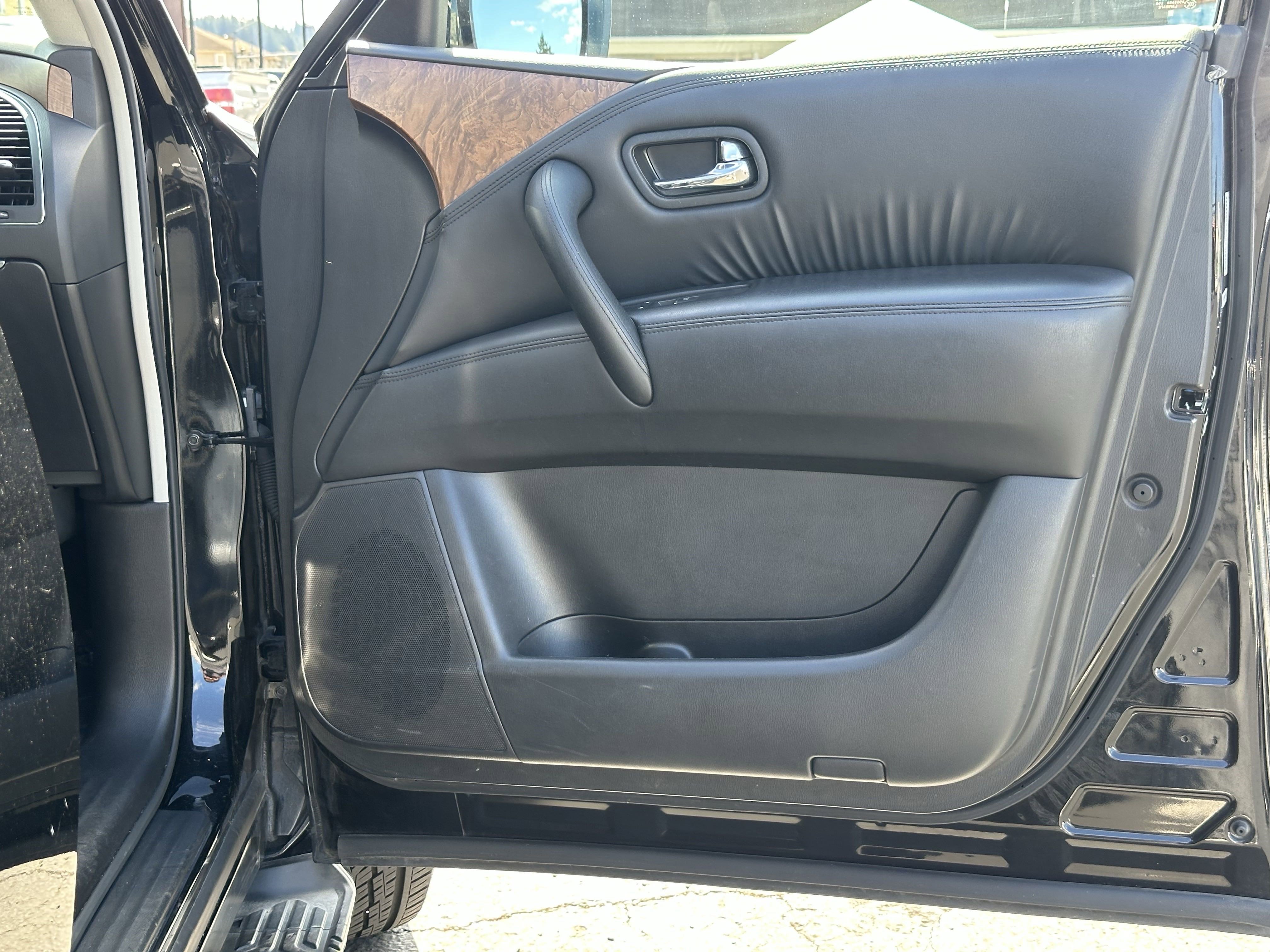 Used 2023 Nissan Armada SL image 11