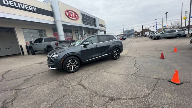 Certified 2023 Kia Sportage EX image 4